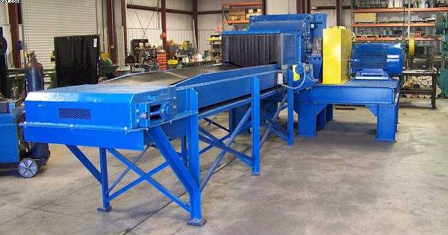 JORDAN REDUCTION SOLUTIONS Hog Grinder, 200 hp, 1995 yr.